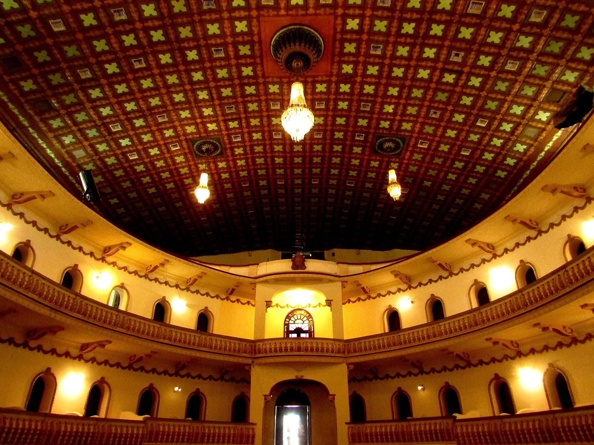Fachada del Teatro Nacional Manuel Bonilla